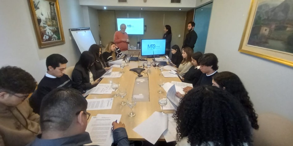 <b> Desarrollo de pasantías (ACAP) bajo el acuerdo con el Instituto del Carmen </b>